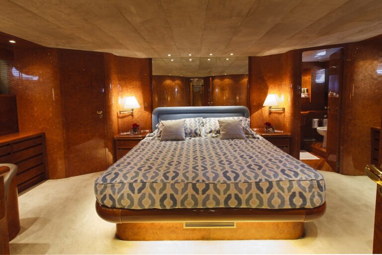 Yacht MY WAY - Master Cabin