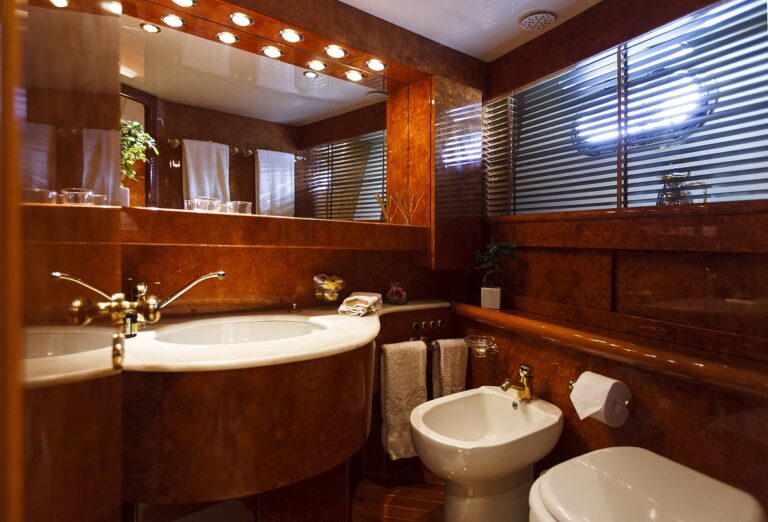 Yacht MY WAY - VIP Ensuite