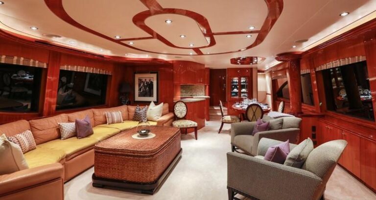 Yacht NO COMPLAINTS - Salon