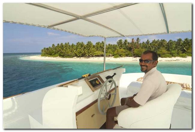 Yacht OCEAN DIVINE -  Sundeck Helm