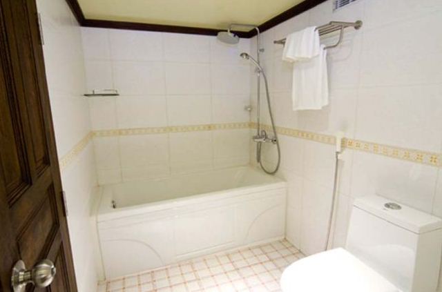 Yacht OCEAN SAPPHIRE -  Double Cabin Bathroom