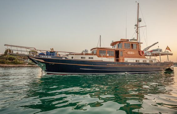 Yacht OLD DREAM -  Profile