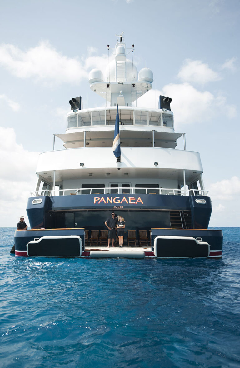 Yacht PANGAEA -  Aft View
