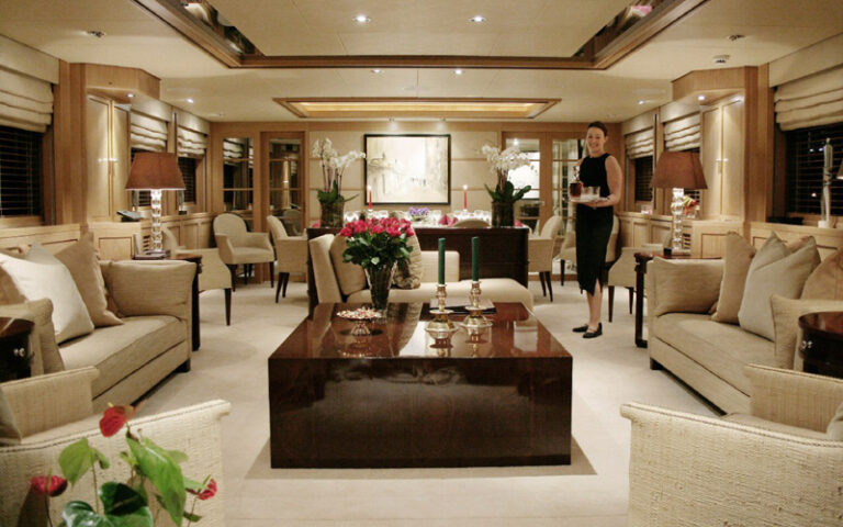 Yacht PHILOSOPHY -  Main Salon
