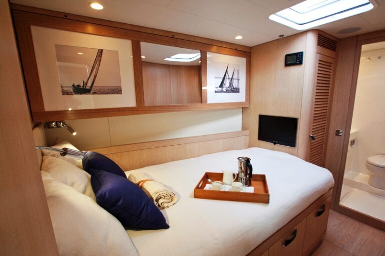 Yacht PTARMIGAN -  Double Cabin