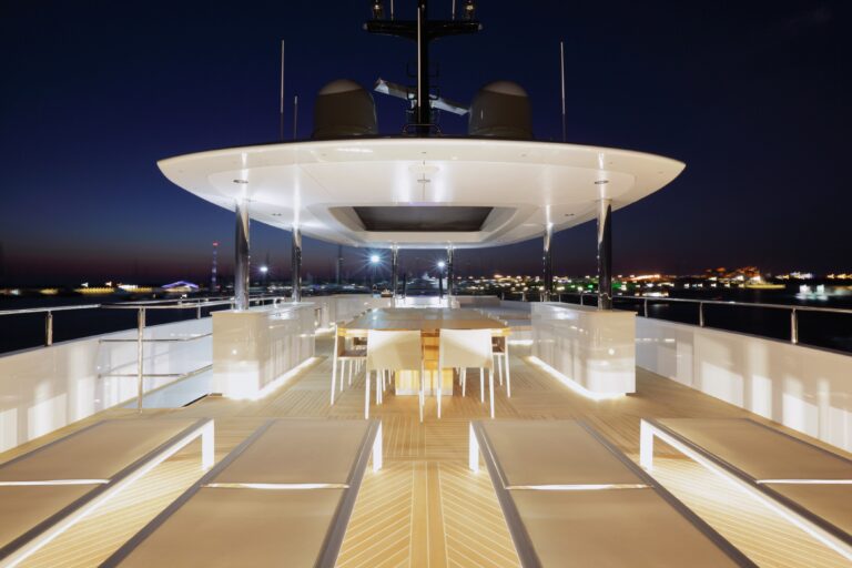 Yacht QUARANTA By Curvelle - Sundeck Evening