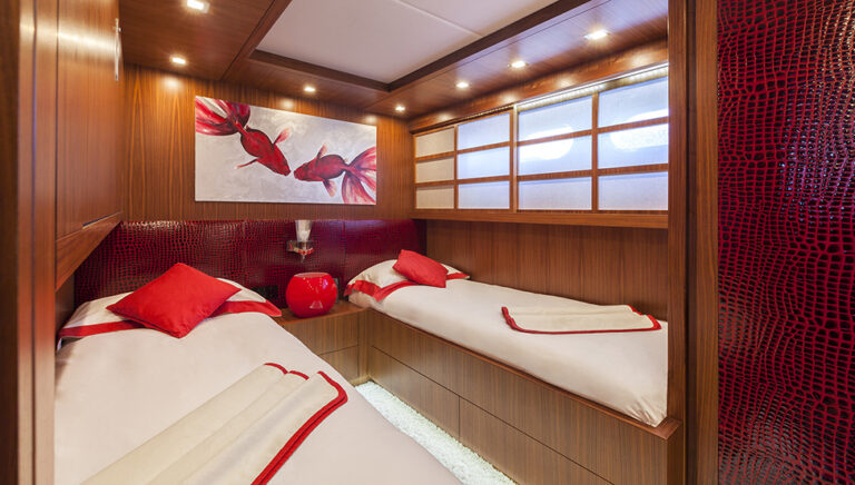 Twin cabin