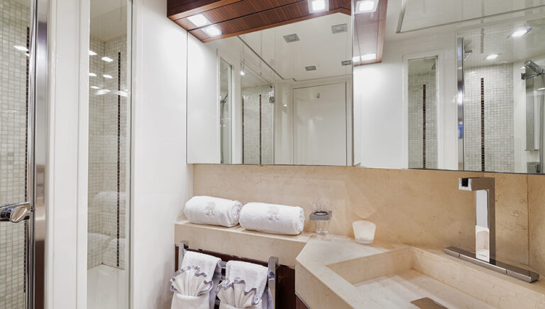 Guest ensuite