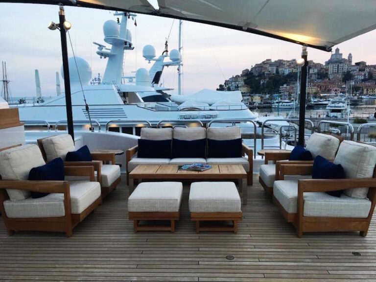 Yacht SAMADHI - Aft Deck