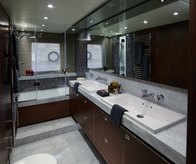 Master ensuite