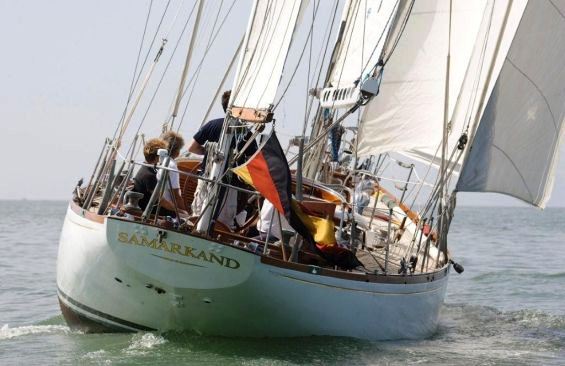 Yacht SAMARKAND -  Aft View