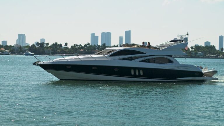 Yacht SAYANORA - Profile