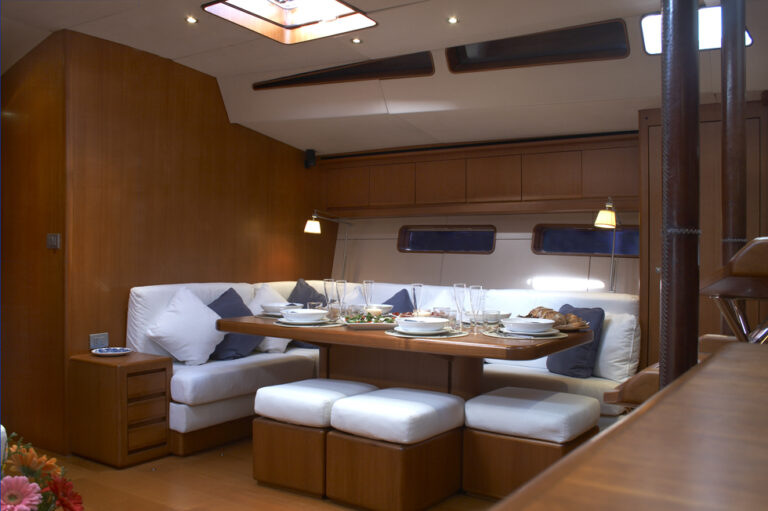 Yacht SEJAA - Salon
