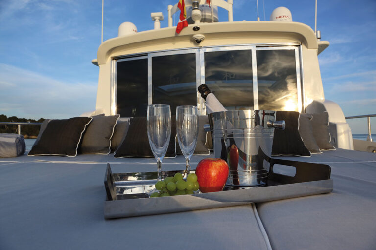 Yacht SERENITY ATLANTIC -  At Deck Sunpads
