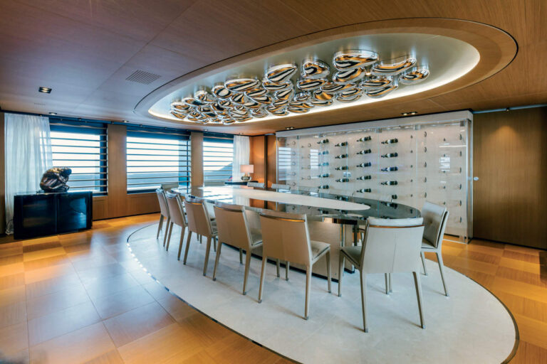Yacht SUERTE - Dining