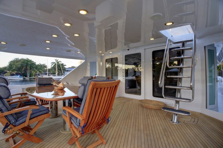 Yacht SUNDAY MONEY - 009