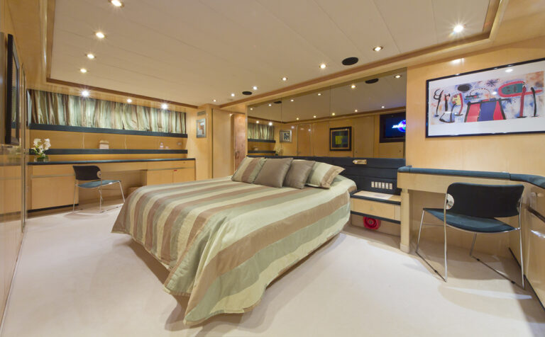 Yacht SUNLINER X -  VIP Cabin