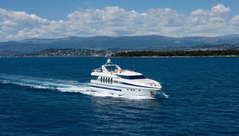 Yacht SUPERTOY - France