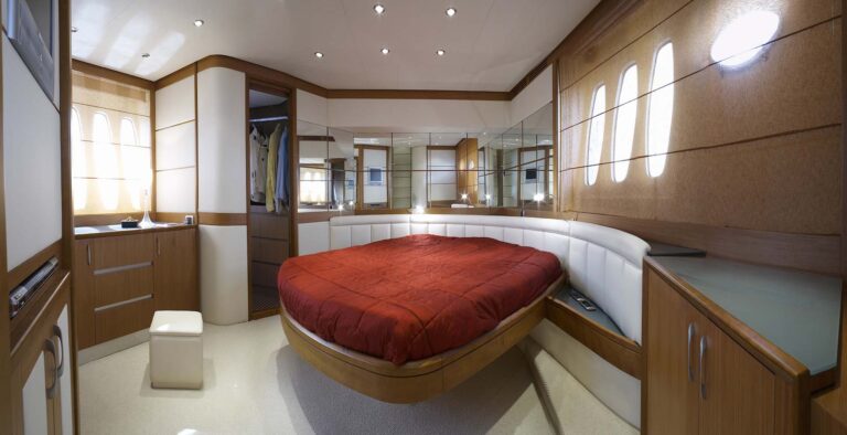 Yacht SUSY - 008