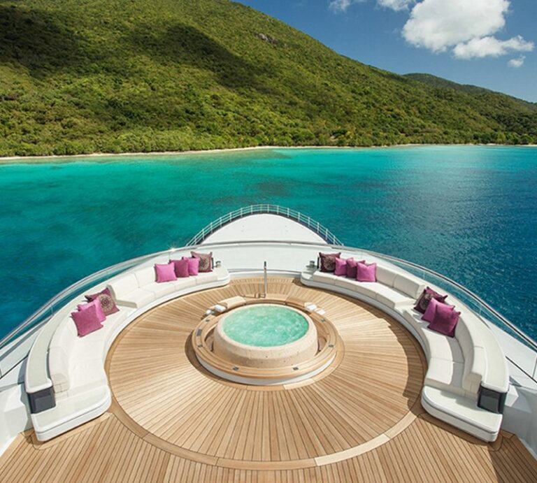 Yacht Solandge - Caribbean Jacuzzi