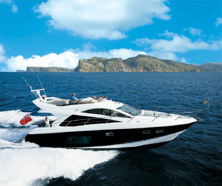 Yacht THE VAN -  Main