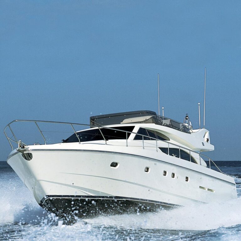 Yacht TIME OUT - Cruising
