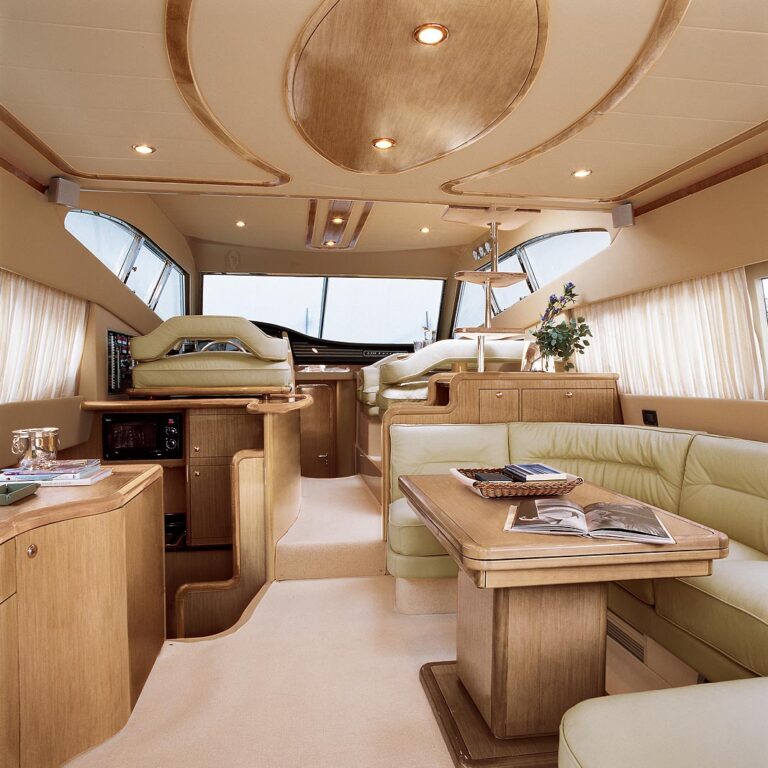 Yacht TIME OUT - Salon
