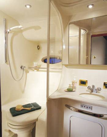 Yacht TOP SECRET -   Guest Ensuite