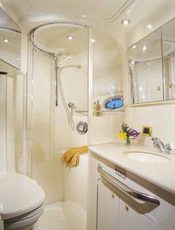 Yacht TOP SECRET -   Master Ensuite