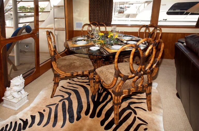 Yacht TRILOGY -  Salon Card Table