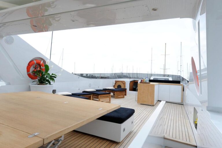 Yacht TROPICANA -  Sundeck 2