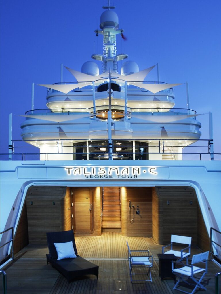 Yacht Talisman C Aft Garage And Lifestyle