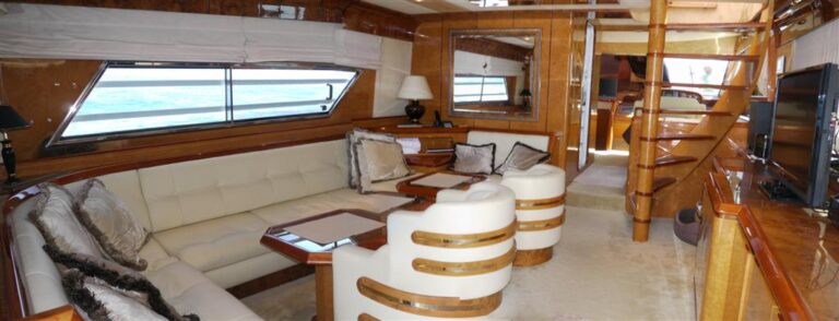 Yacht The Bridge -  Main Salon