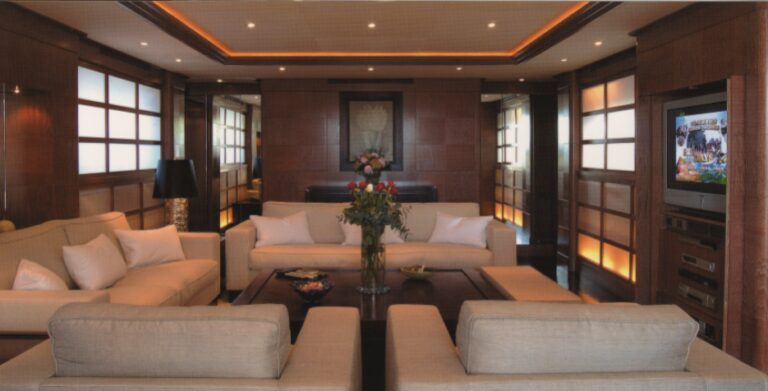 Yacht UNICA - Salon