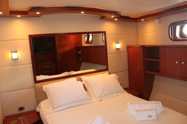 Yacht VANGUARD - Guest Cabin 2