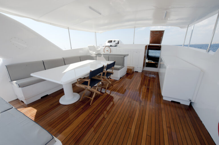 Yacht WOLF TWO - Sundeck looking forward