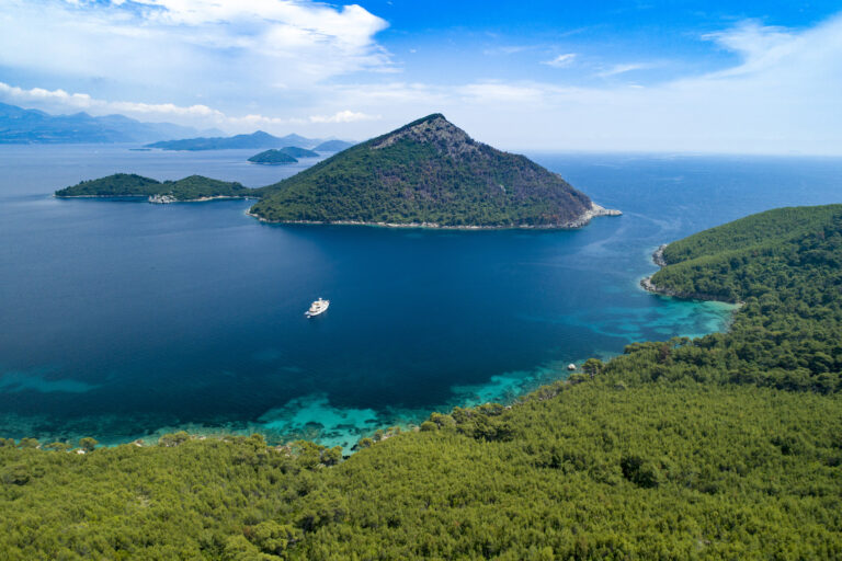 Yacht Charter Location