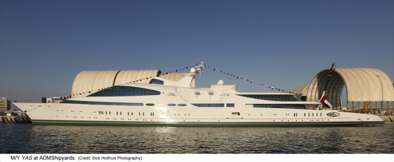 Yas Superyacht-Credit Dick Holthuis Photography