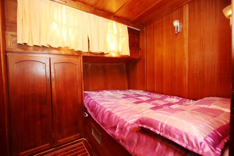 Yorgun 1 Cabin 4