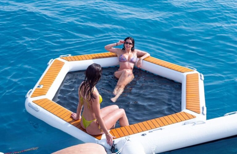 Exterior Sunbathing Area