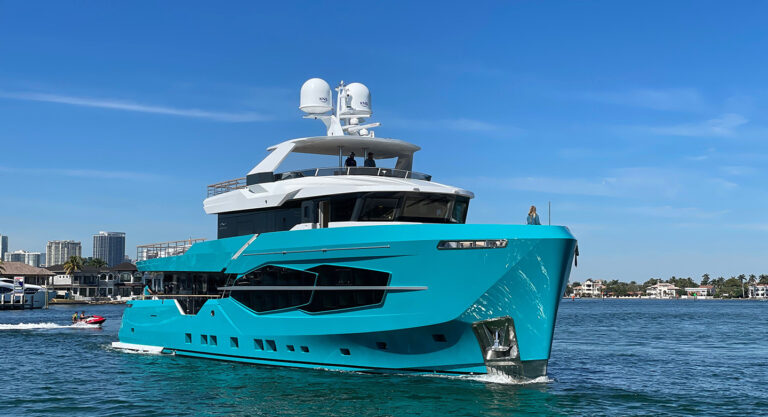 ZARANIA Superyacht