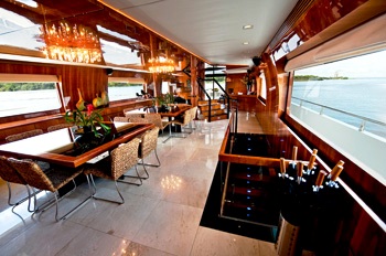 Zenith -  Dining