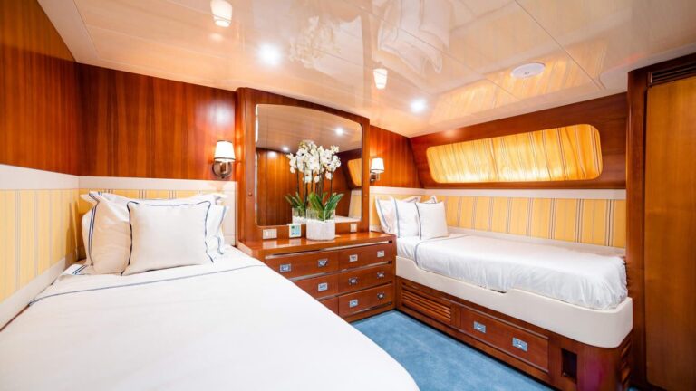 twin cabin