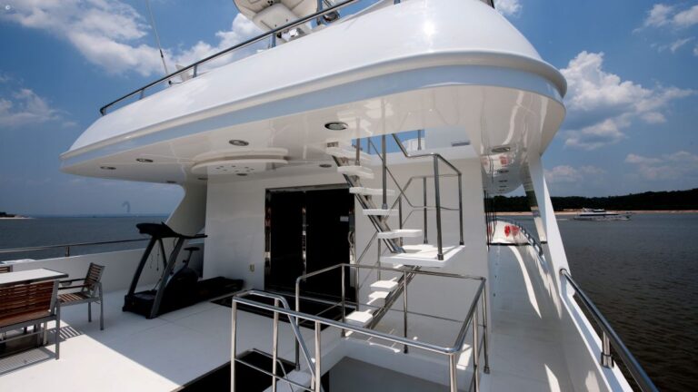 Aft deck