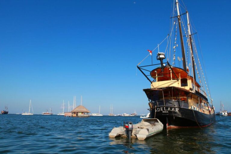 Charter yacht ADELAAR