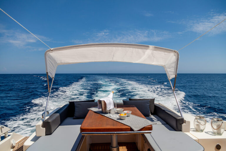 Aft Deck Alfresco Seating