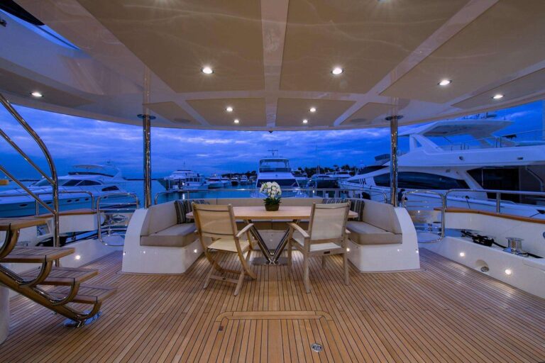 Aft Deck - Dining Area