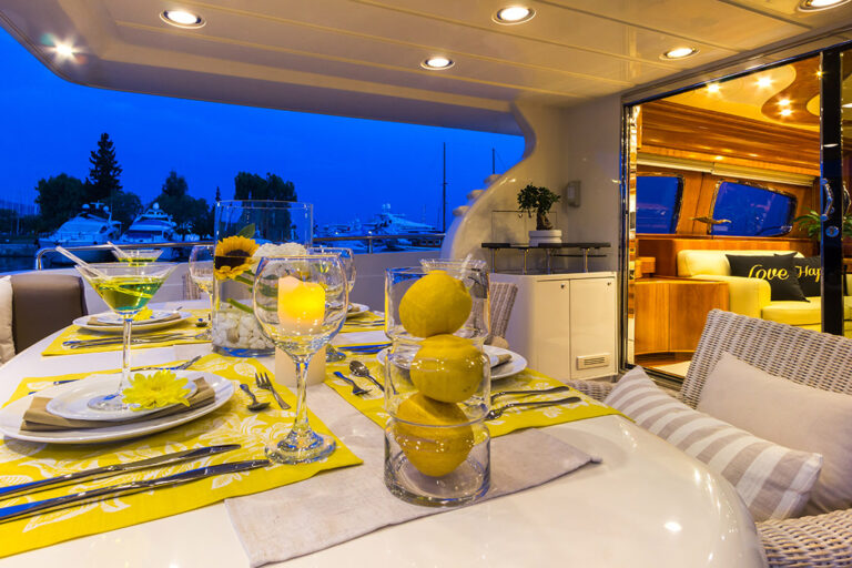 Aft Deck Dining - Dinner