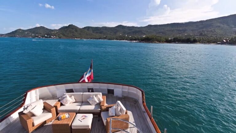 Aft Deck Lounge Area