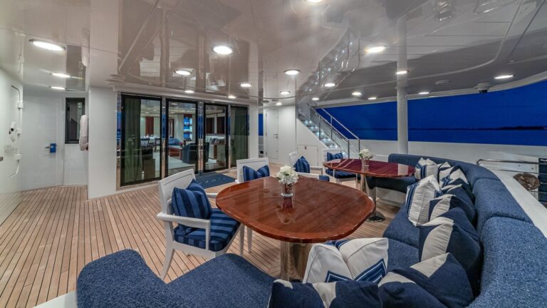 Aft Deck Louning Area